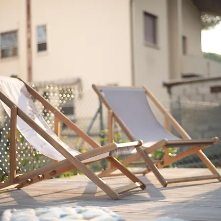 Just Steps From The Canal Port *